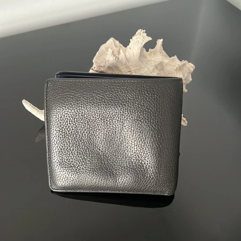 Men’s Bvlgari bifold wallet